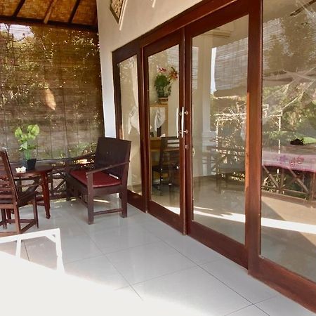 Sriganesh Apartment Ambat Ngoại thất bức ảnh