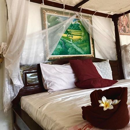 Sriganesh Apartment Ambat Ngoại thất bức ảnh