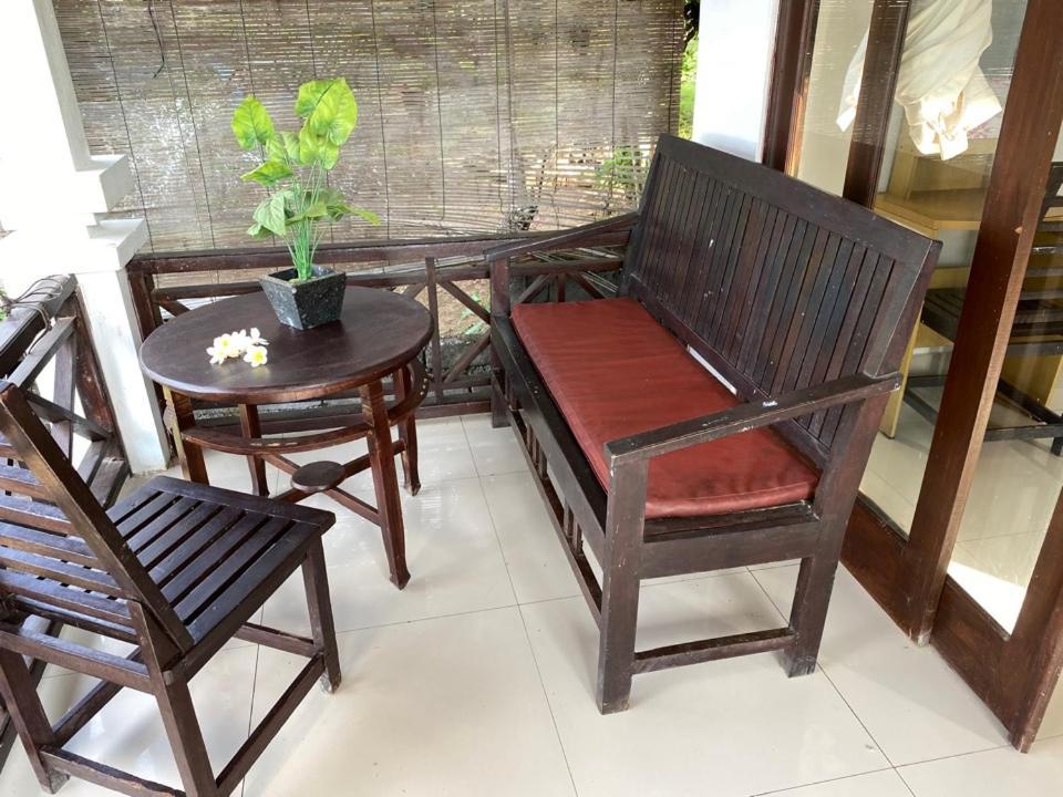 Sriganesh Apartment Ambat Ngoại thất bức ảnh